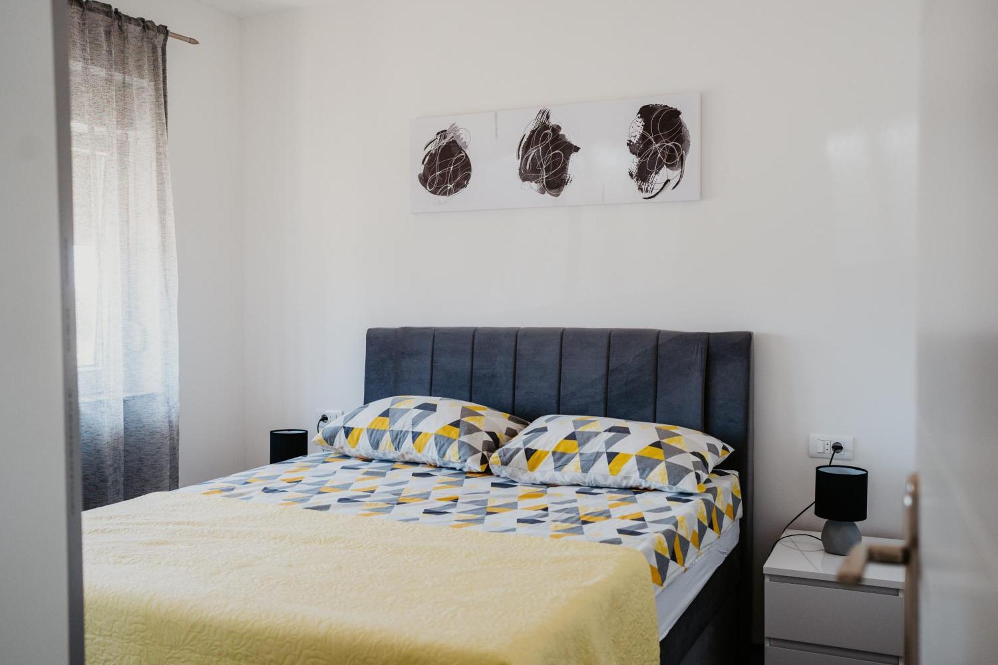 Apartment Vuko Seget Vranjica